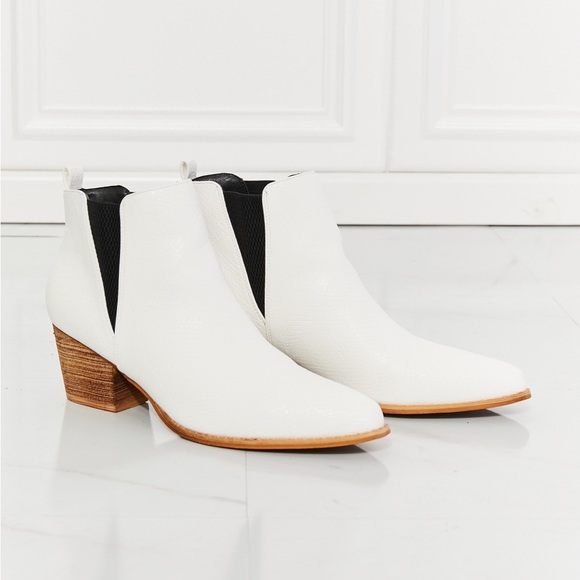 Boho Southern White Boots - Picture 7 of 7